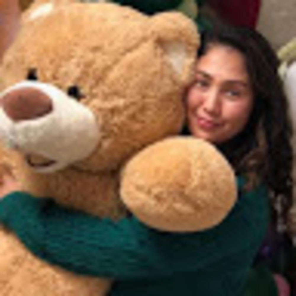 Meet your Posher, Zai